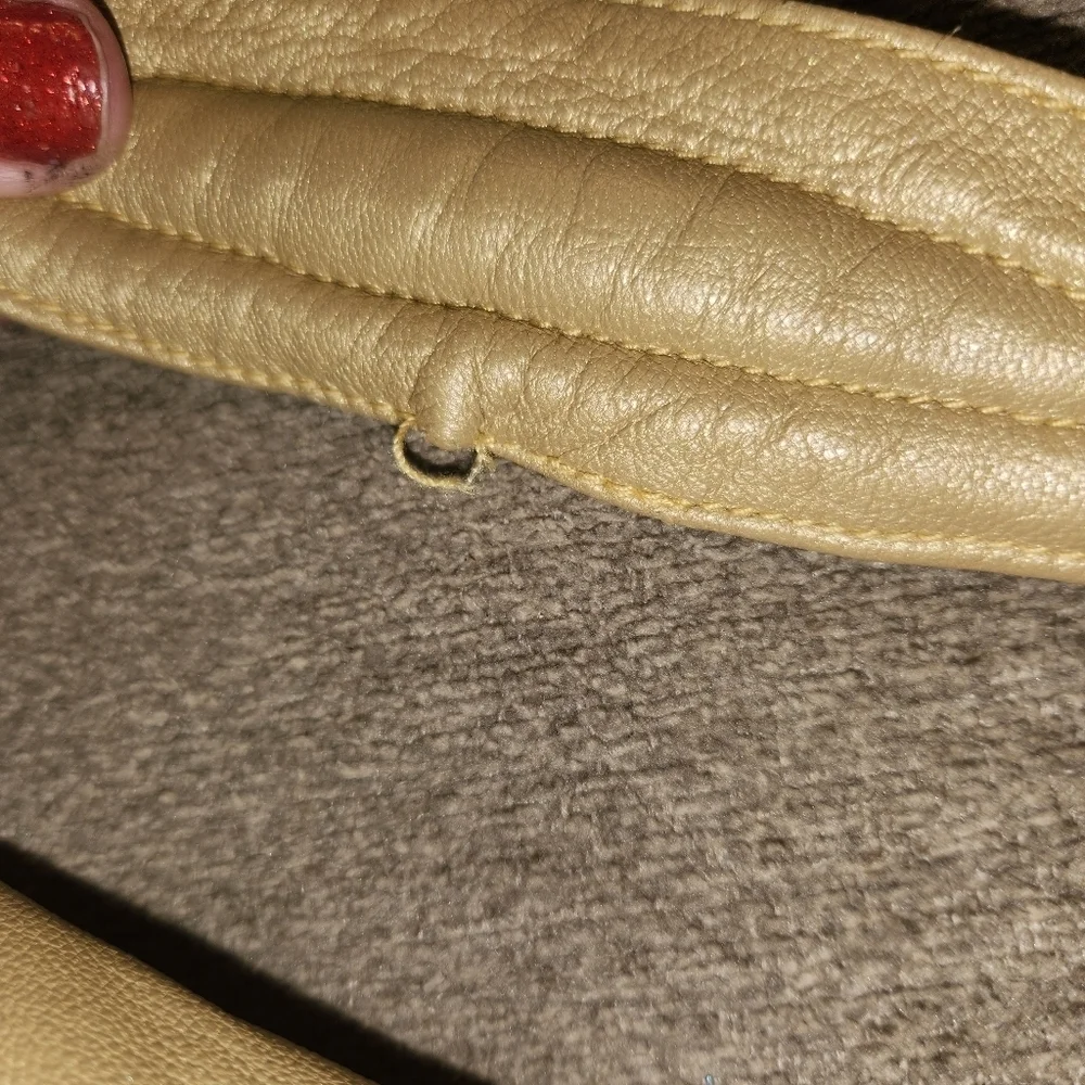 Chic Beige Leather Shoulder Bag
